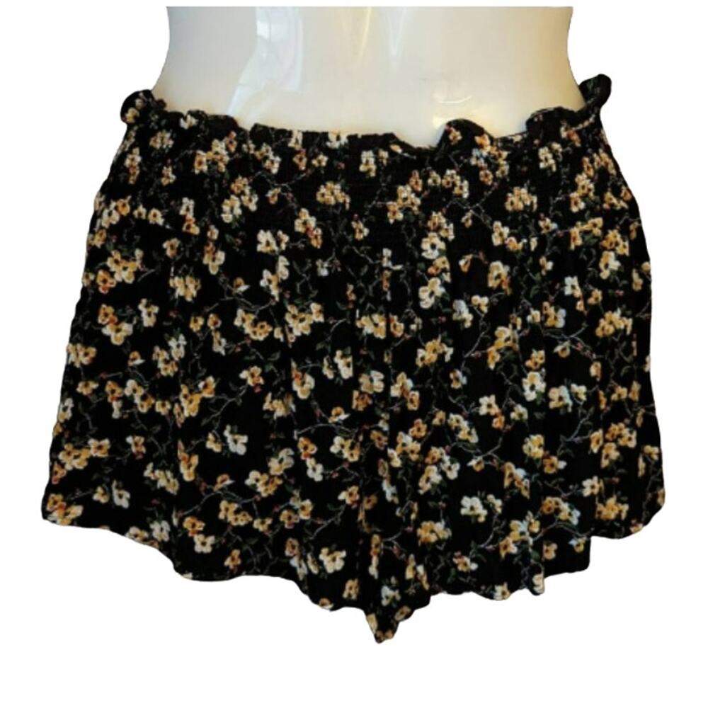 NWOT Maze Black Floral High Rise Printed Challis Elastic Smock Shorts XL
